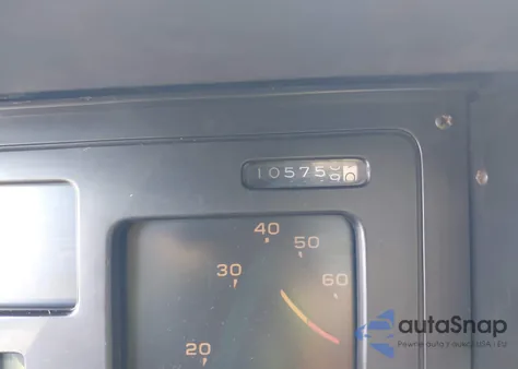 1984 Chevrolet Corvette z USA, uszkodzony, nr VIN 1G1AY0780E5120022